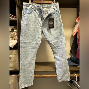 NWT Levi’s 501 Jeans 32x28